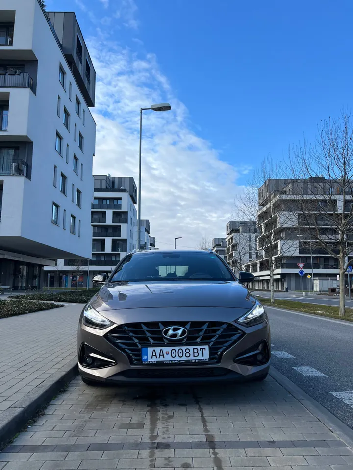Hyundai i30 SW 1.5 T-GDi MHEV, Automatic - barkro autobazar