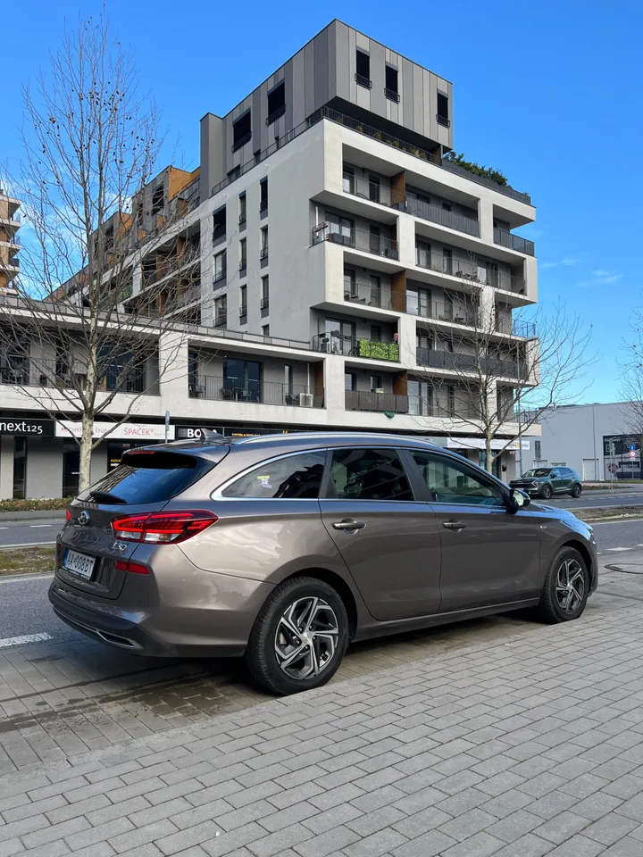 Hyundai i30 SW 1.5 T-GDi MHEV, Automatic - barkro autobazar