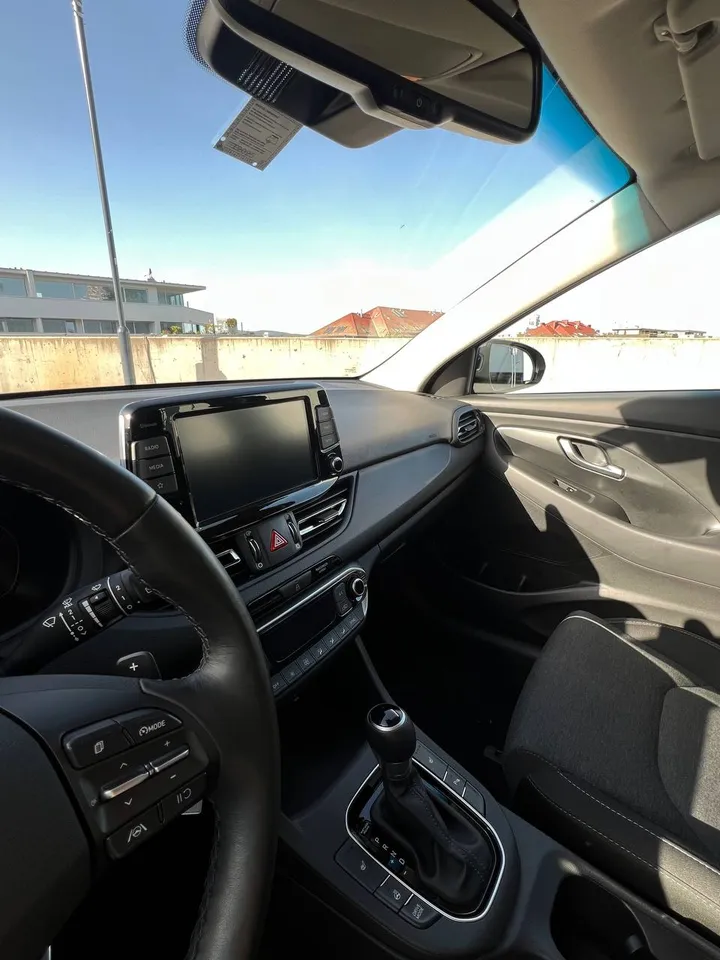 Hyundai i30 SW 1.5 T-GDi MHEV, Automatic - barkro autobazar