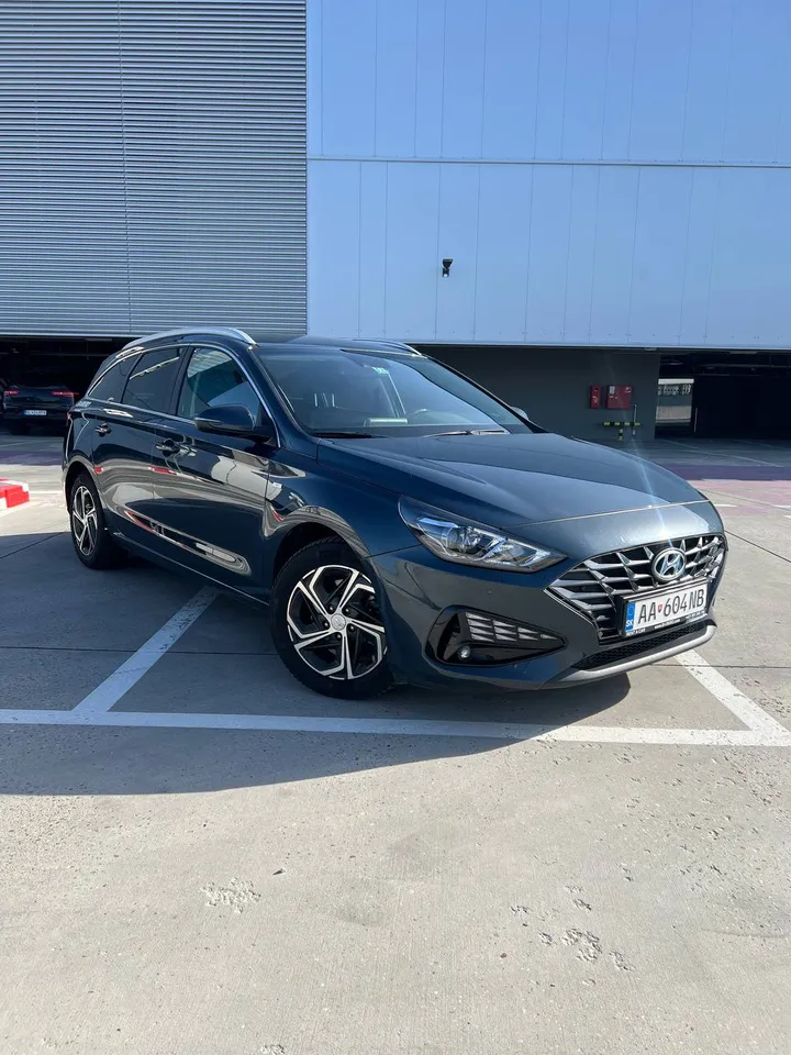 Hyundai i30 SW 1.5 T-GDi MHEV, Automatic - barkro autobazar
